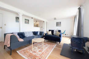 ALTIDO Stylish & Airy 2-Bed apt near The Canongate
